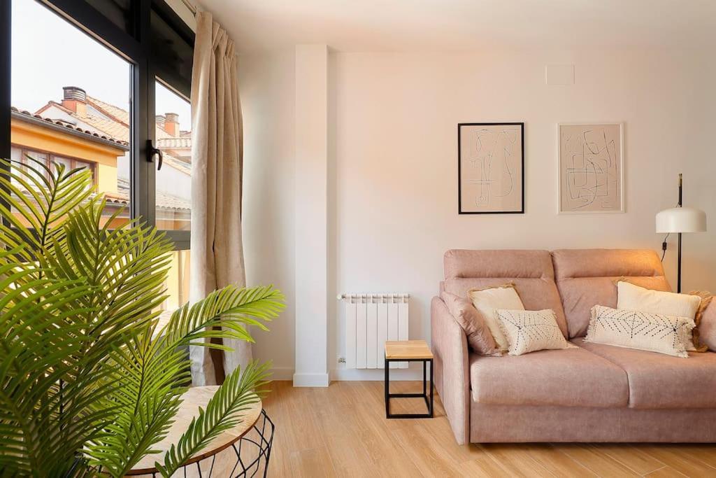 Apartamentos Aptio Овьедо Экстерьер фото