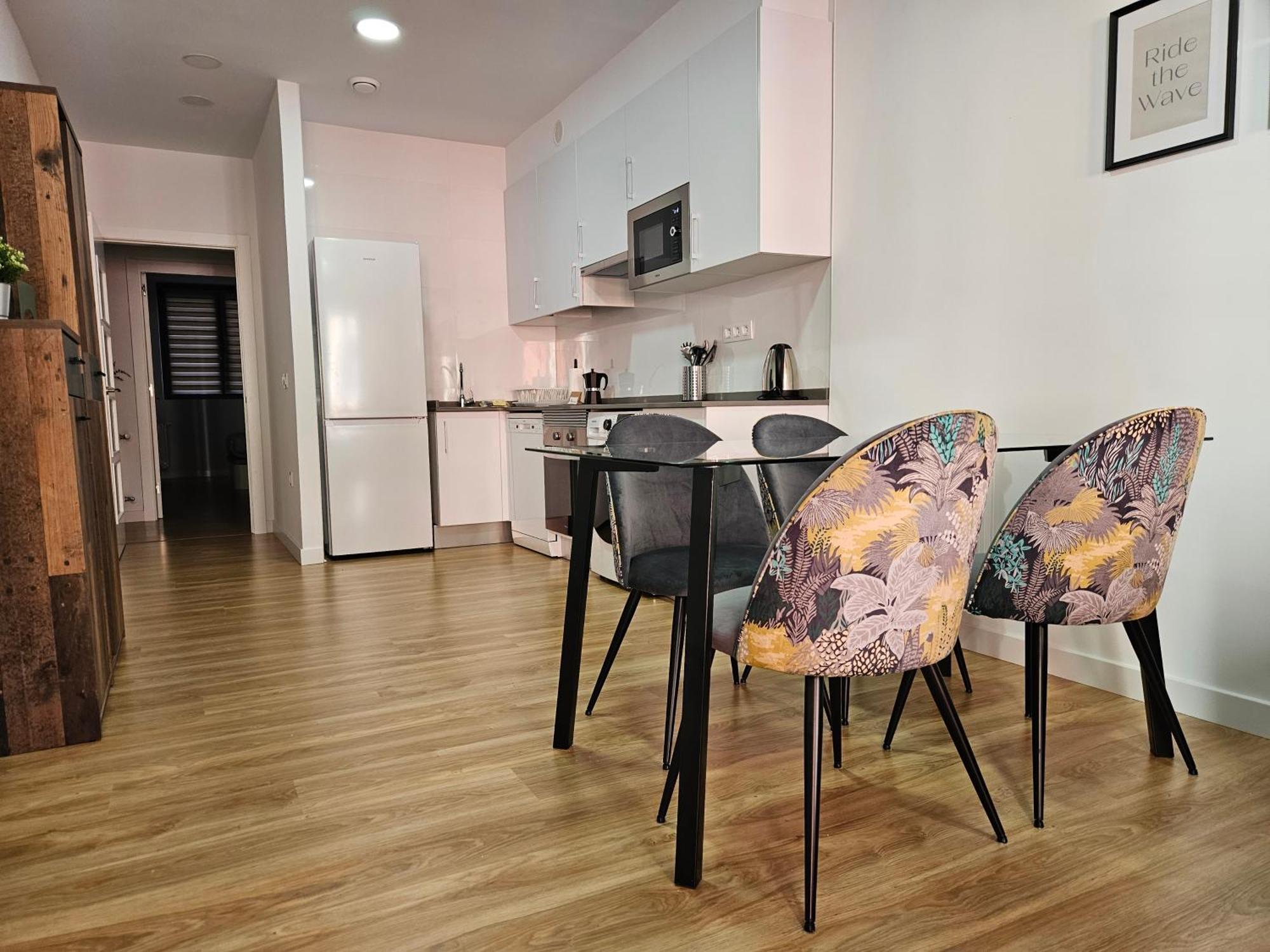 Apartamentos Aptio Овьедо Экстерьер фото