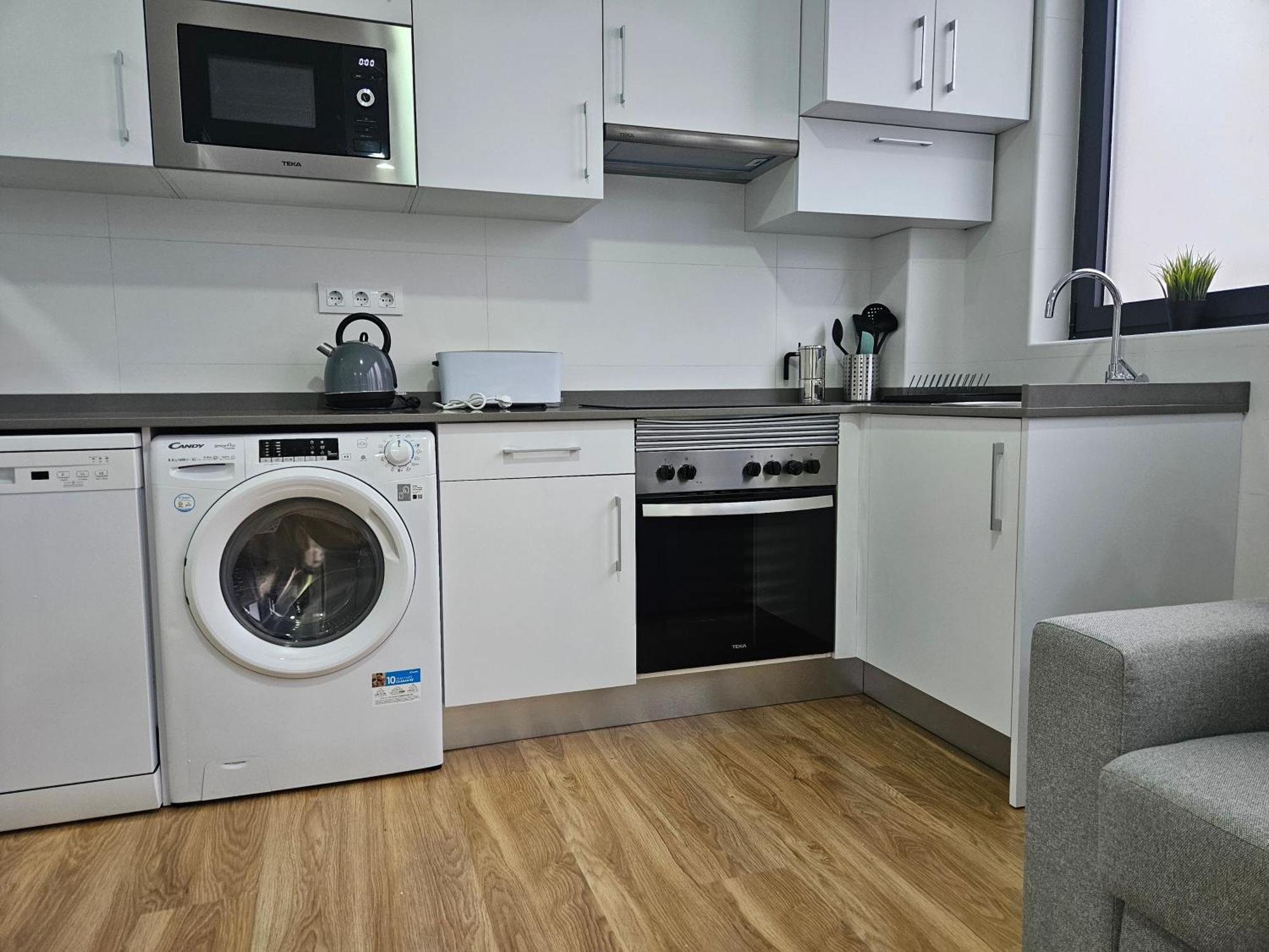 Apartamentos Aptio Овьедо Экстерьер фото